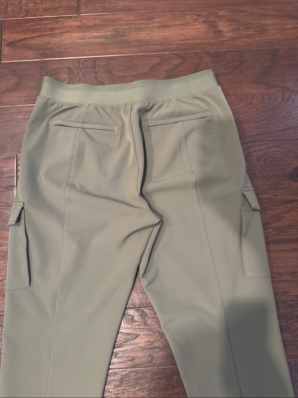 Athleta Olive Green High-Rise Cargo Trousers - Picture 9 of 9